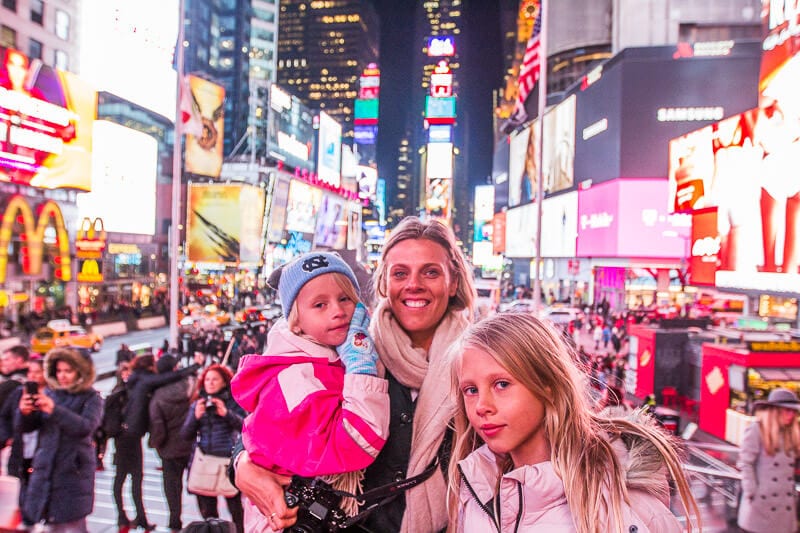 Read more about the article 15 Magical Things to Do in NYC at Christmas with Kids (or without kids)