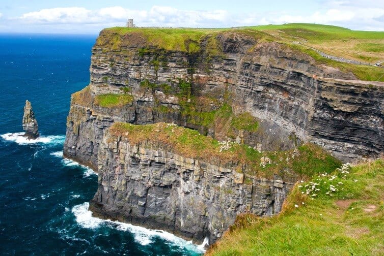 You are currently viewing 15 Incredible Places to Visit in Ireland with Kids