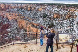 Read more about the article 7 Helpful Tips for Visiting The Grand Canyon in Winter