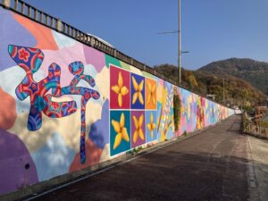 Read more about the article Slow Autumn Walk in Jaman Mural Village