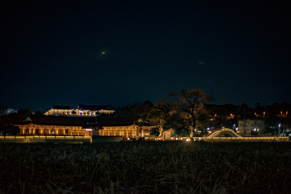 You are currently viewing Experience Unforgettable Nightscapes at Jeonju’s Must-Visit Destination: Deokjin Park
