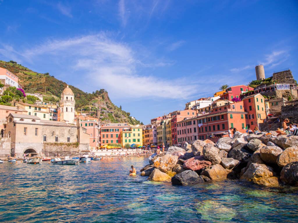 You are currently viewing Cinque Terre Boat Tour: A Must See View of the Five Lands