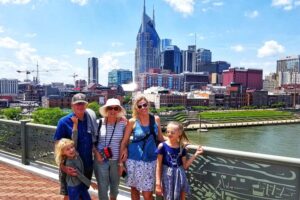 Read more about the article 18 Tips On How To Plan a Happy Vacation With Grandparents & Kids