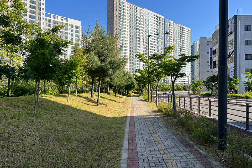You are currently viewing Enjoy a bike ride along the river from Songcheon-dong in Jeonju to Gosan in Wanju-gun