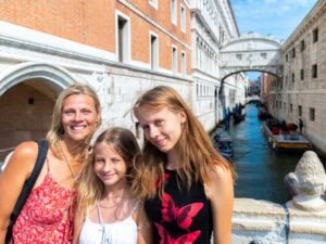 Read more about the article 15 Exciting Things to Do in Venice with Teens + Why They Love It!