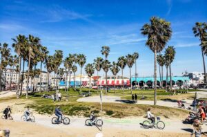 Read more about the article Where To Stay In Los Angeles: The Best Neighborhoods & Hotels!