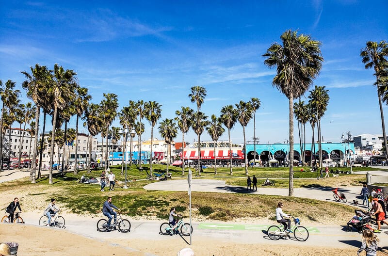 You are currently viewing Where To Stay In Los Angeles: The Best Neighborhoods & Hotels!