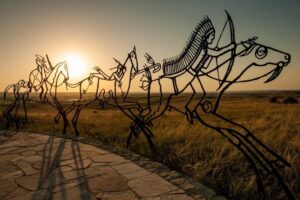 Read more about the article Where to Learn About Montana’s Native American Tribes [10 Annual Powwows]