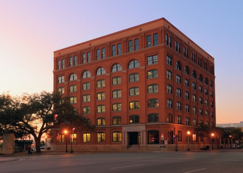 Read more about the article Visiting The Sixth Floor Museum At Dealey Plaza, Dallas [The JFK Story Told]