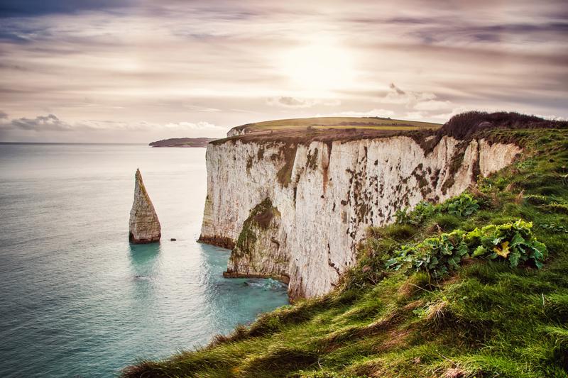 Read more about the article The Perfect Dorset To Devon Road Trip Itinerary For Coastal Bliss