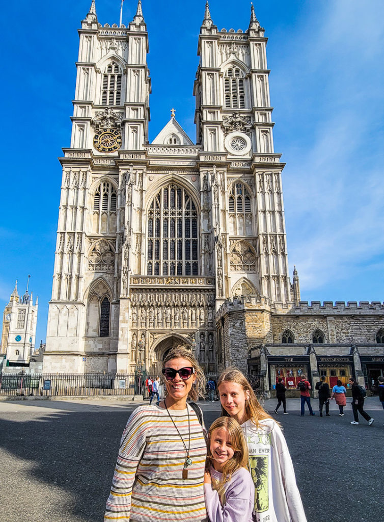 Read more about the article Reasons To Take A London Trip Once In Your Life! [At Least]