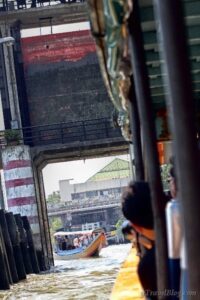 Read more about the article 10 Best Bangkok Floating Markets To Visit!